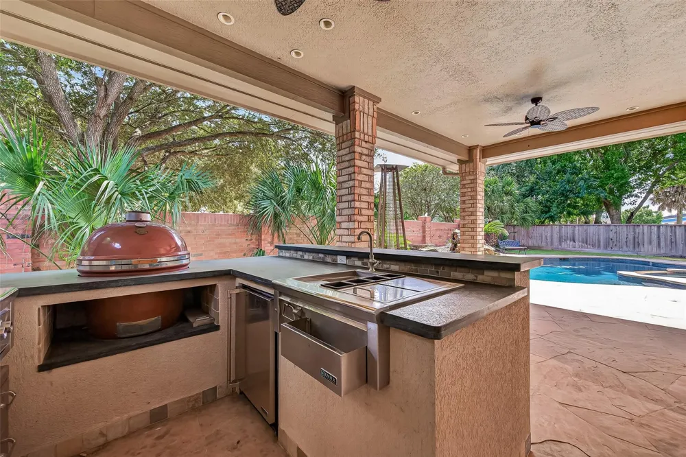 63 Harbor View Drive Sugar Land, TX 77479