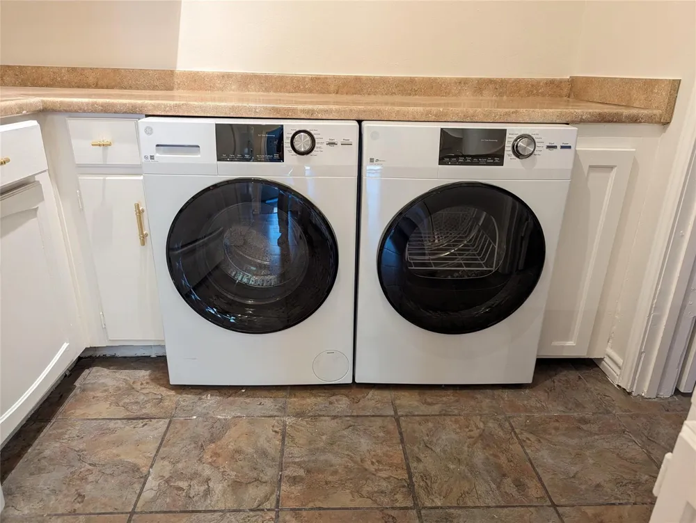 355 Post Oak Lane #638 Houston, TX 77024