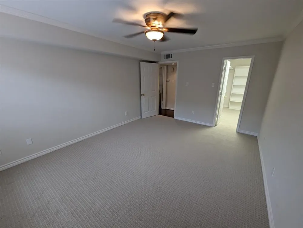 355 Post Oak Lane #638 Houston, TX 77024