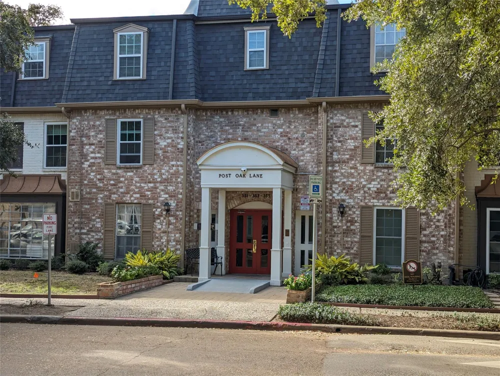 355 Post Oak Lane #638 Houston, TX 77024