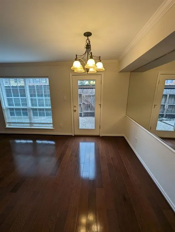 355 Post Oak Lane #638 Houston, TX 77024
