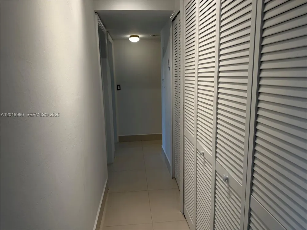 6855 Edgewater Dr #3DN Coral Gables, FL 33133