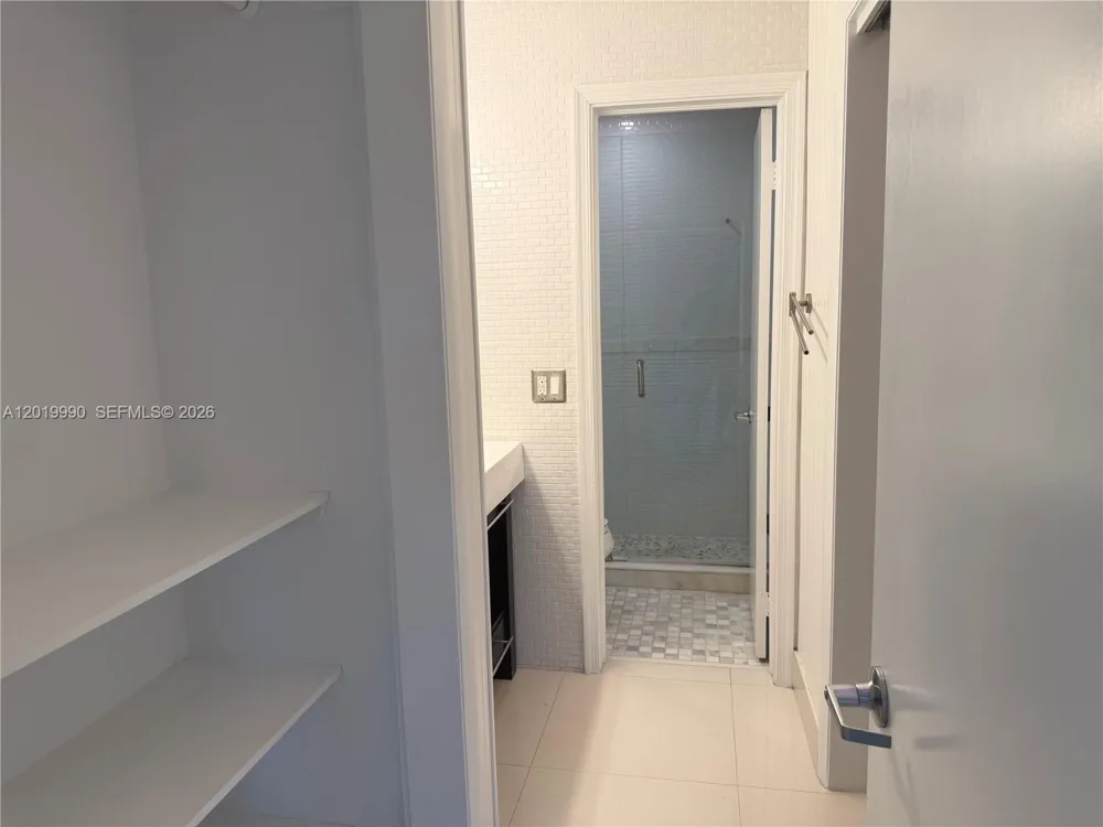 6855 Edgewater Dr #3DN Coral Gables, FL 33133