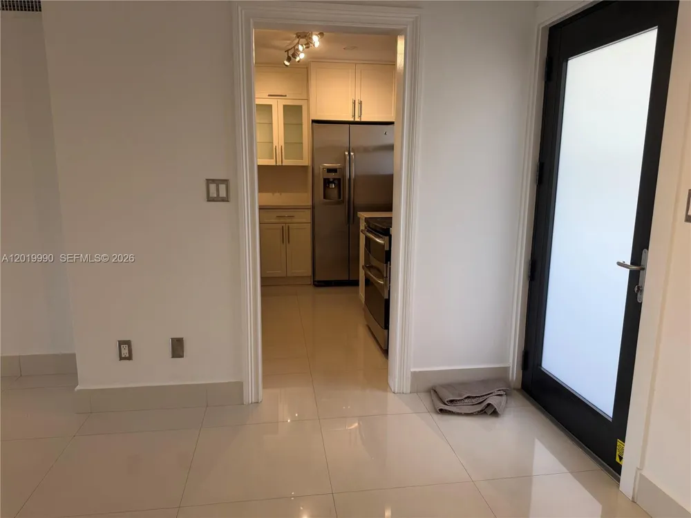 6855 Edgewater Dr #3DN Coral Gables, FL 33133