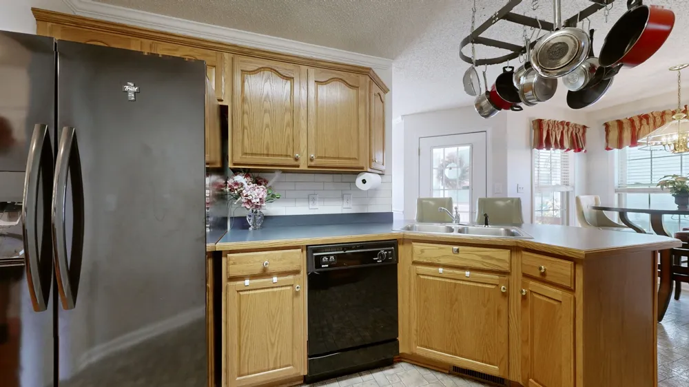 597 Edinburgh Way Clarksville, TN 37043