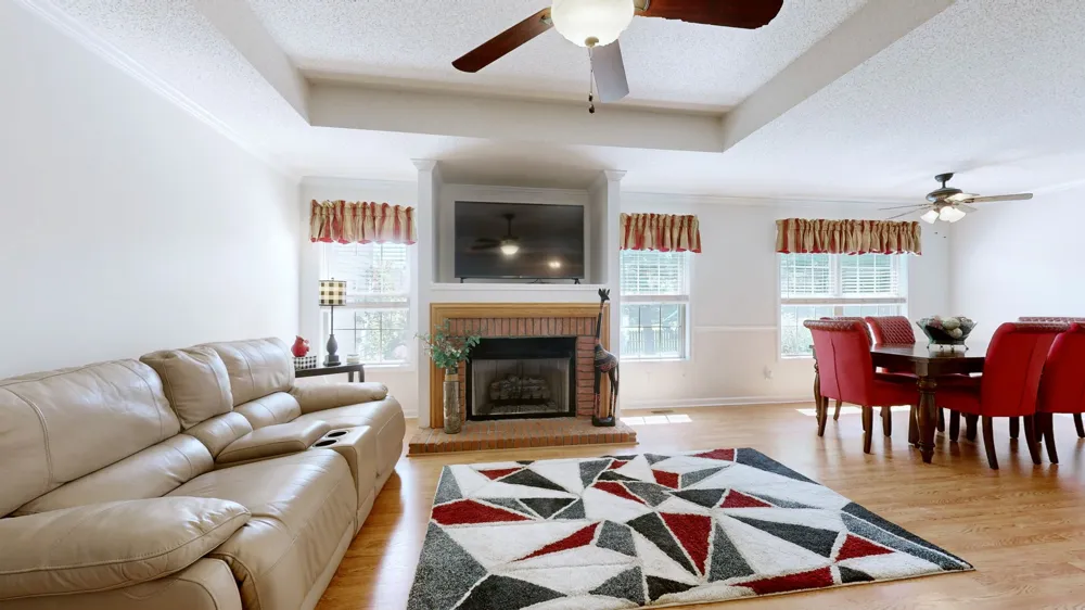 597 Edinburgh Way Clarksville, TN 37043