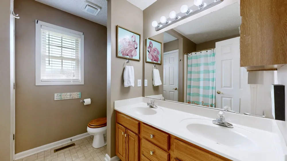 597 Edinburgh Way Clarksville, TN 37043