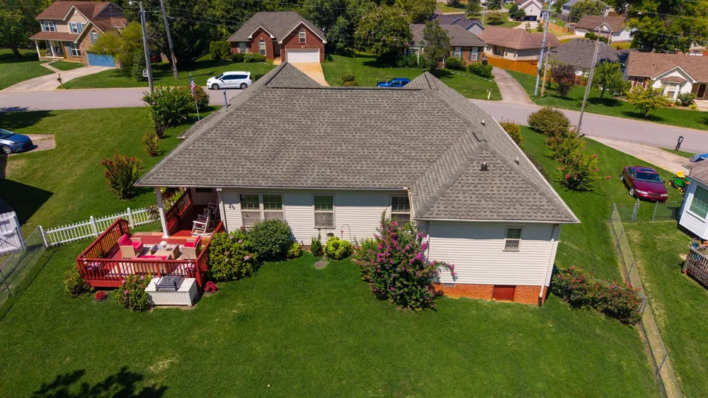 597 Edinburgh Way Clarksville, TN 37043