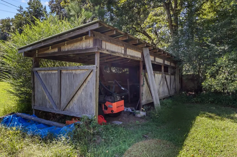 6371 Hassell Creek Rd Lyles, TN 37098