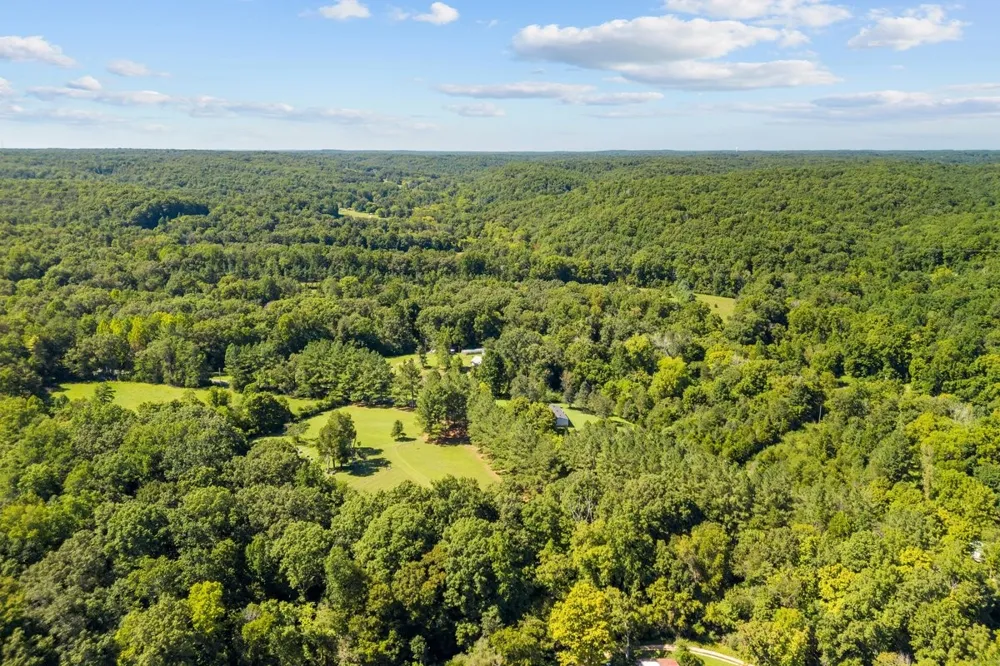 6371 Hassell Creek Rd Lyles, TN 37098