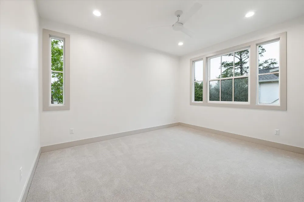 1714 Viking Drive Houston, TX 77018
