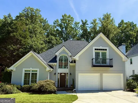 4512 Woodhaven NE