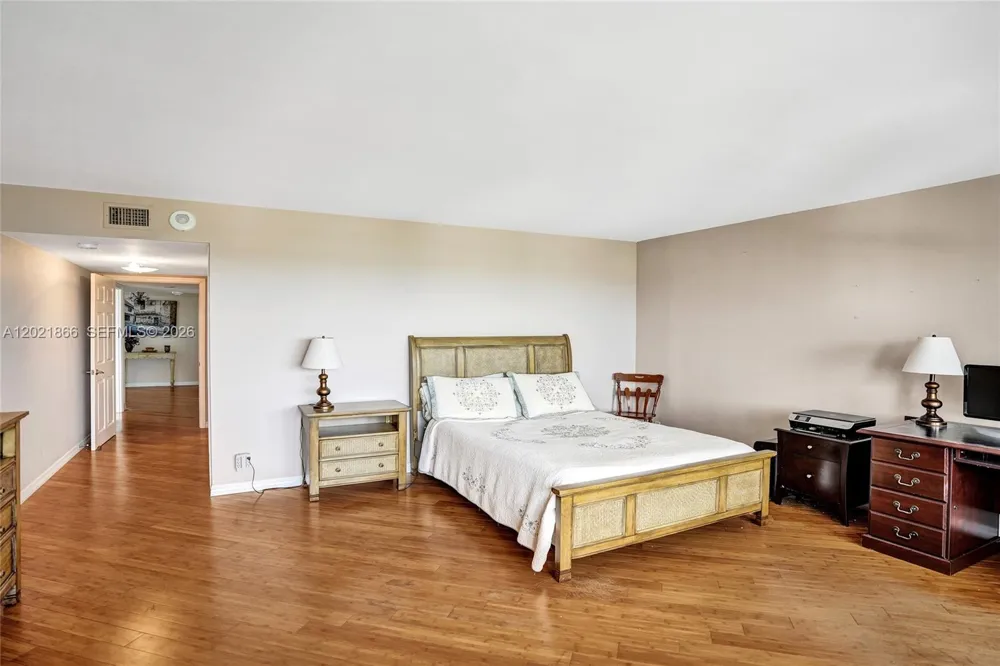 1800 S Ocean Blvd #1012 Lauderdale By The Sea, FL 33062