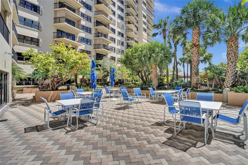 1800 S Ocean Blvd #1012 Lauderdale By The Sea, FL 33062