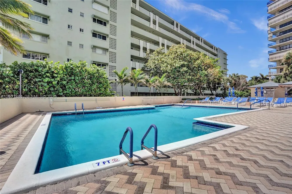 1800 S Ocean Blvd #1012 Lauderdale By The Sea, FL 33062