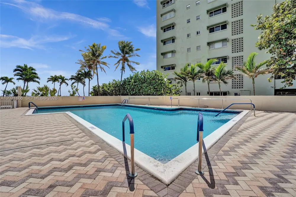 1800 S Ocean Blvd #1012 Lauderdale By The Sea, FL 33062