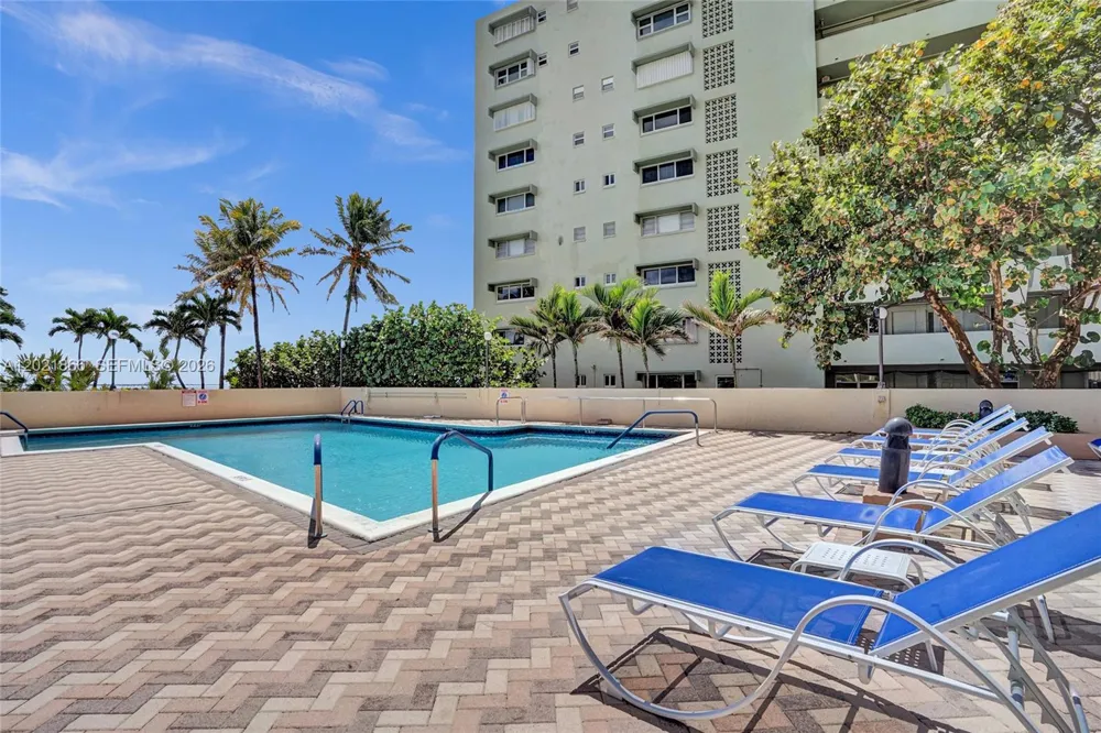 1800 S Ocean Blvd #1012 Lauderdale By The Sea, FL 33062