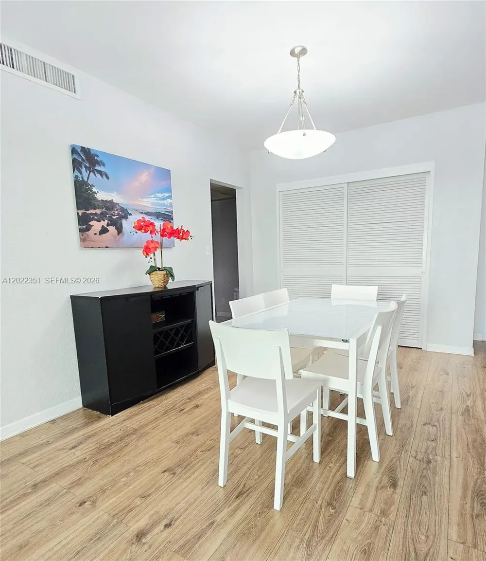 3801 S Ocean Dr #2Z Hollywood, FL 33019