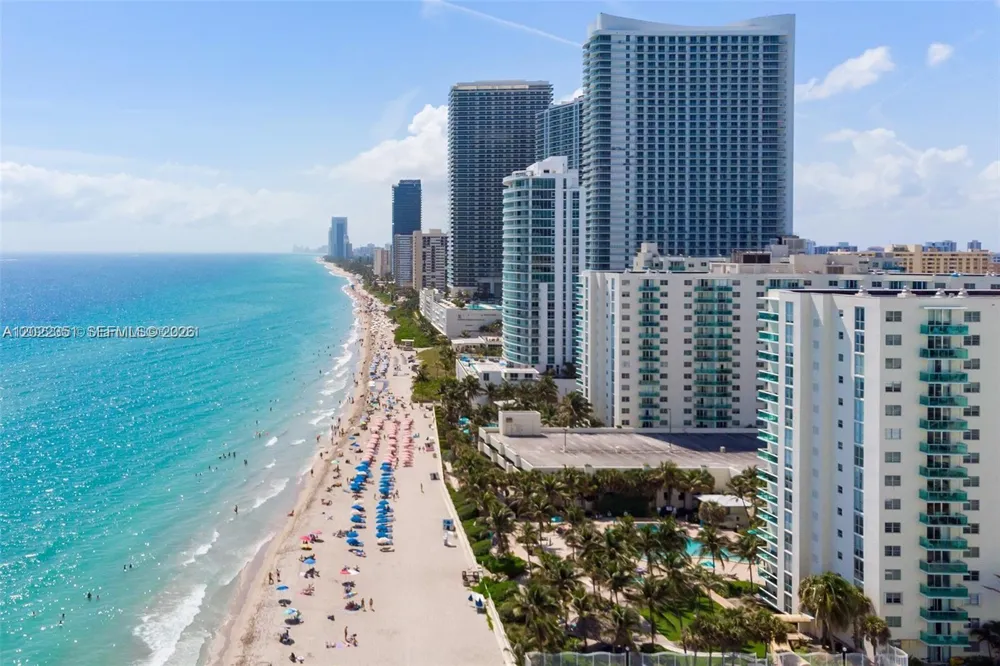 3801 S Ocean Dr #2Z Hollywood, FL 33019