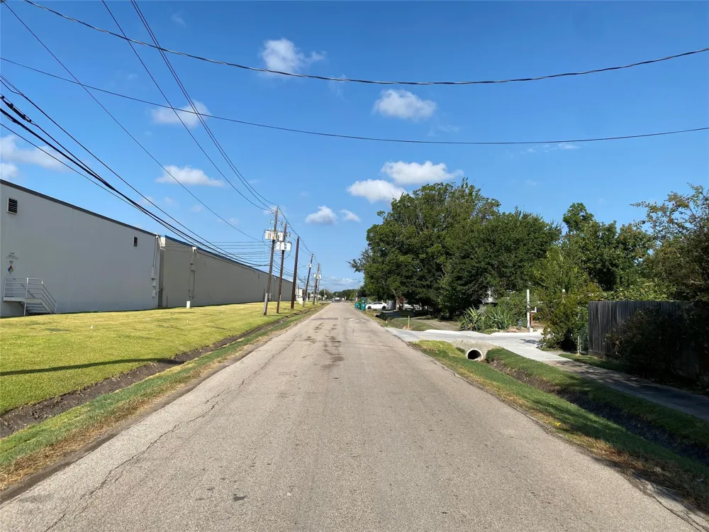 Antelope Drive Houston, TX 77063