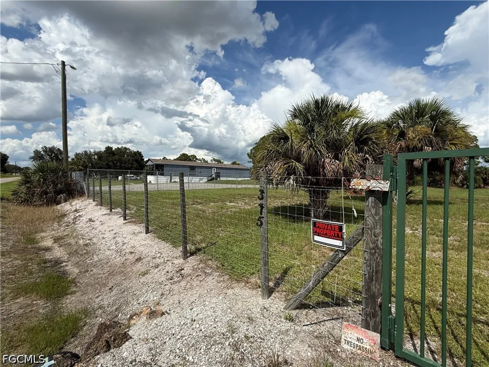 S Brida Street Clewiston, FL 33440