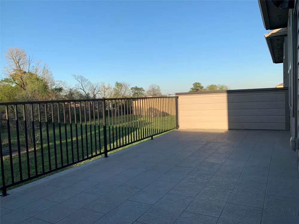 10942 Cannes Memorial Dr Houston, TX 77043