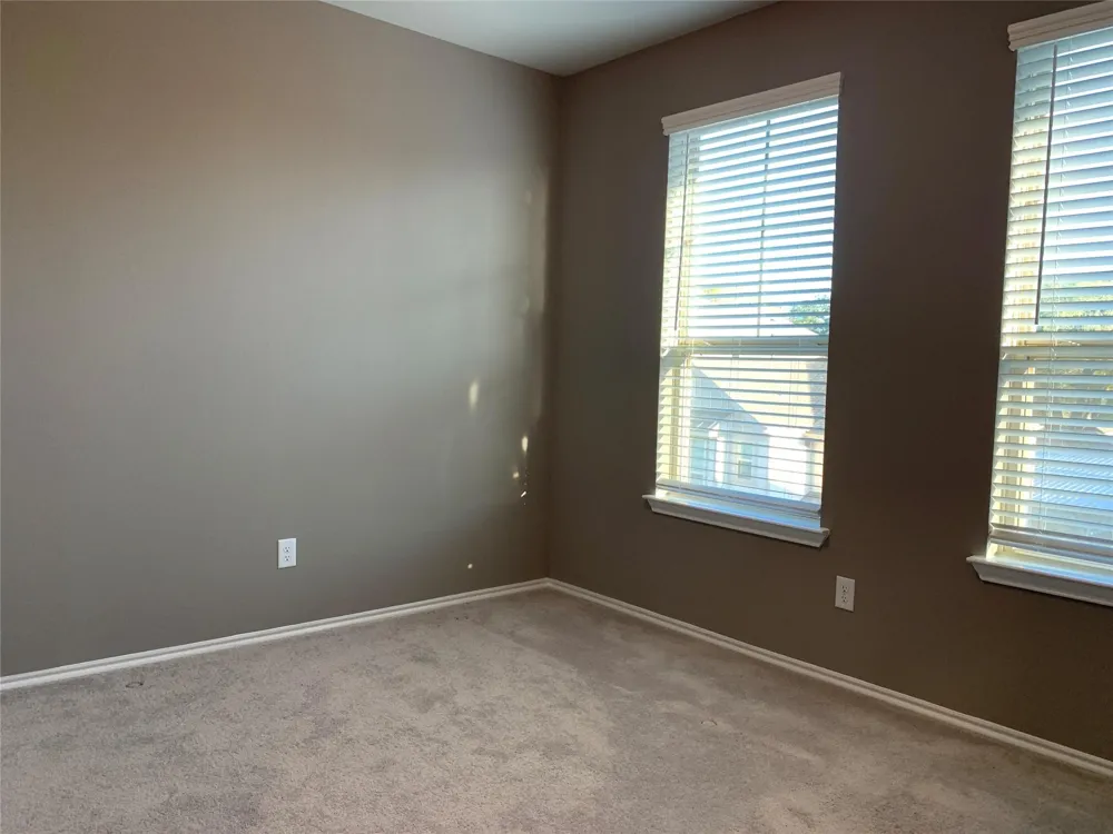 10942 Cannes Memorial Dr Houston, TX 77043