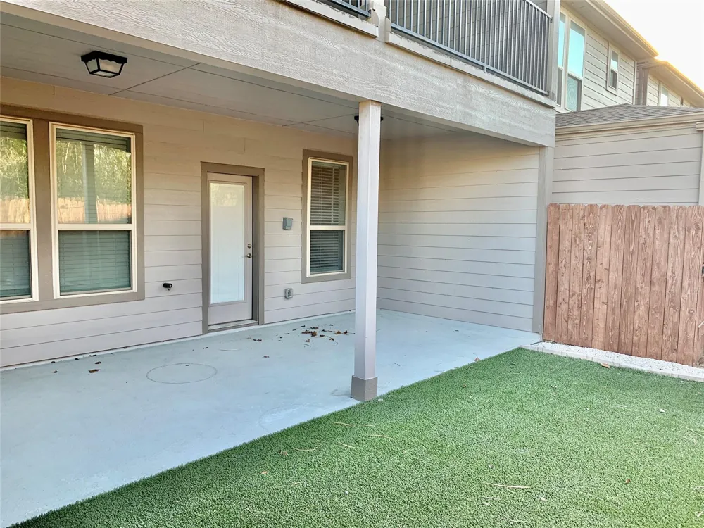10942 Cannes Memorial Dr Houston, TX 77043