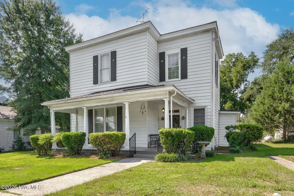 405 E Center Street Nashville, NC 27856