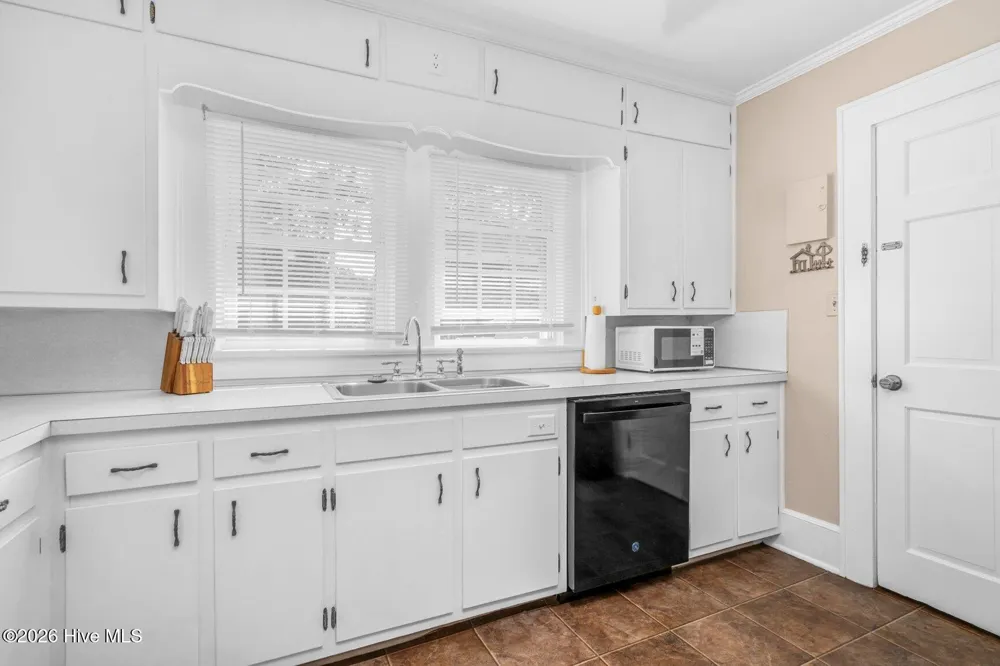 405 E Center Street Nashville, NC 27856
