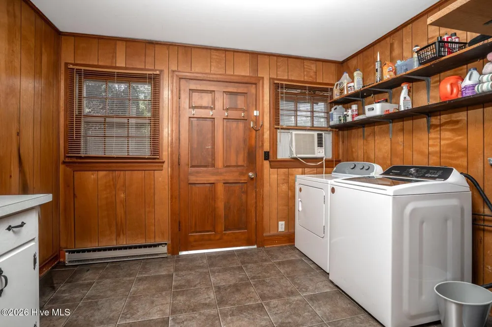 405 E Center Street Nashville, NC 27856