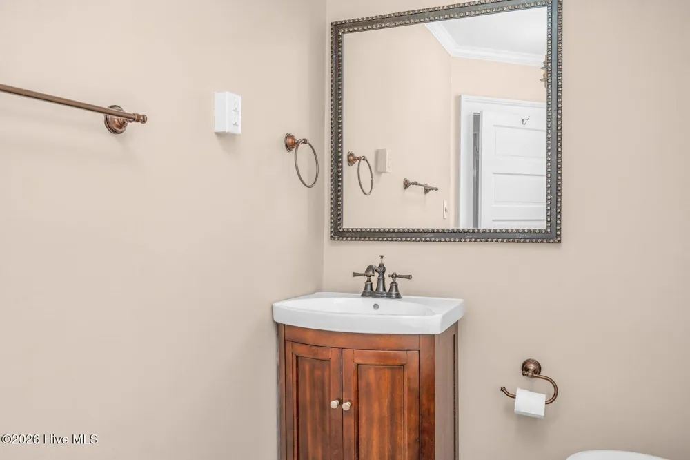405 E Center Street Nashville, NC 27856