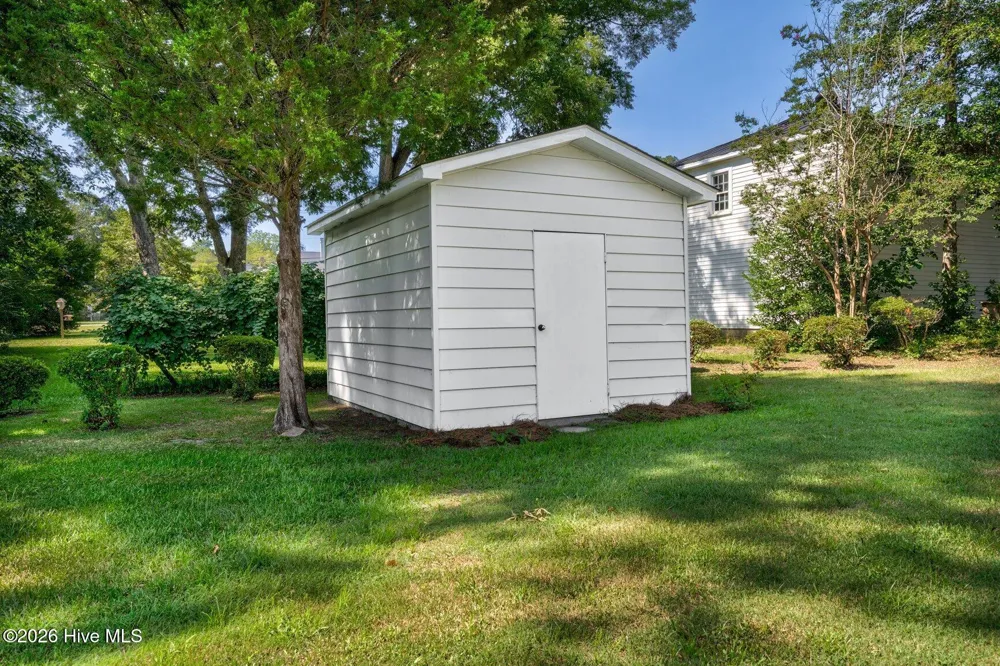 405 E Center Street Nashville, NC 27856