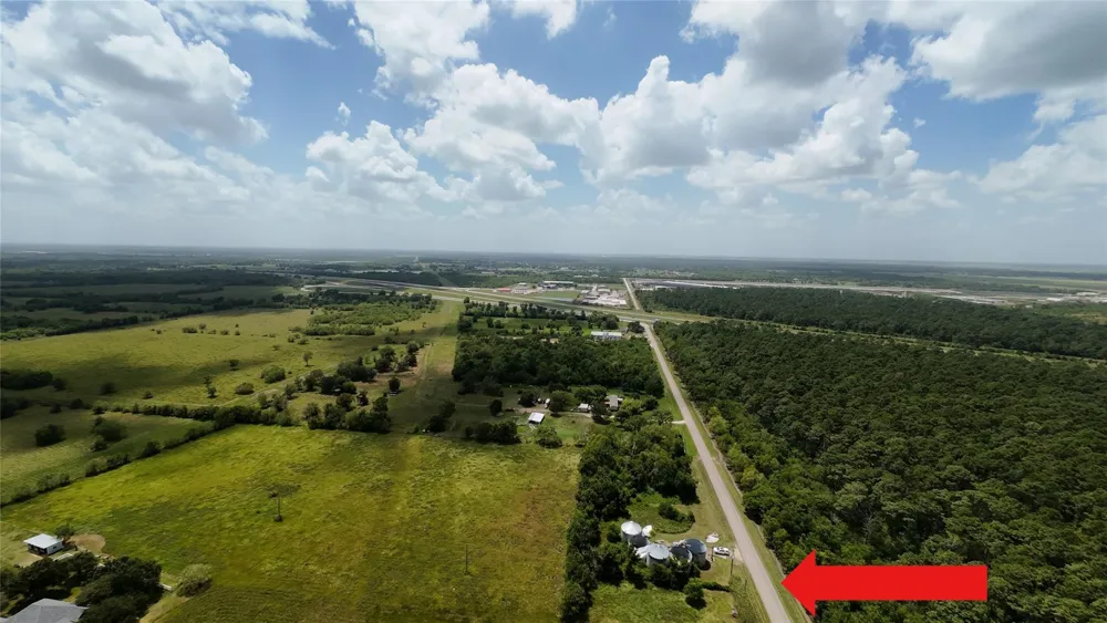 1202 County Road 49 Angleton, TX 77515