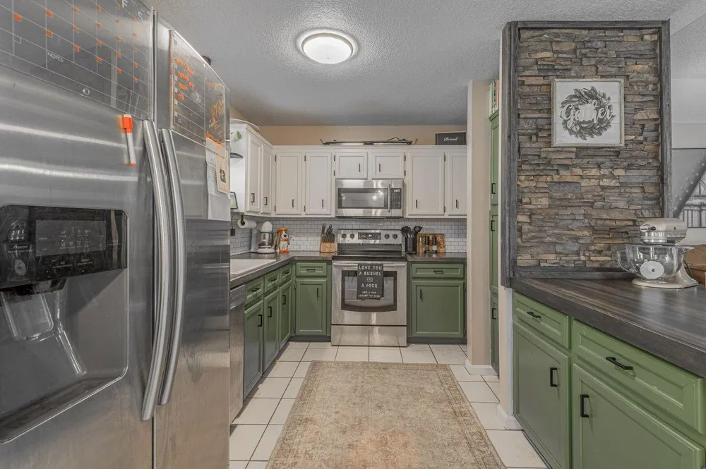 2203 Shannon Drive Huntsville, TX 77320
