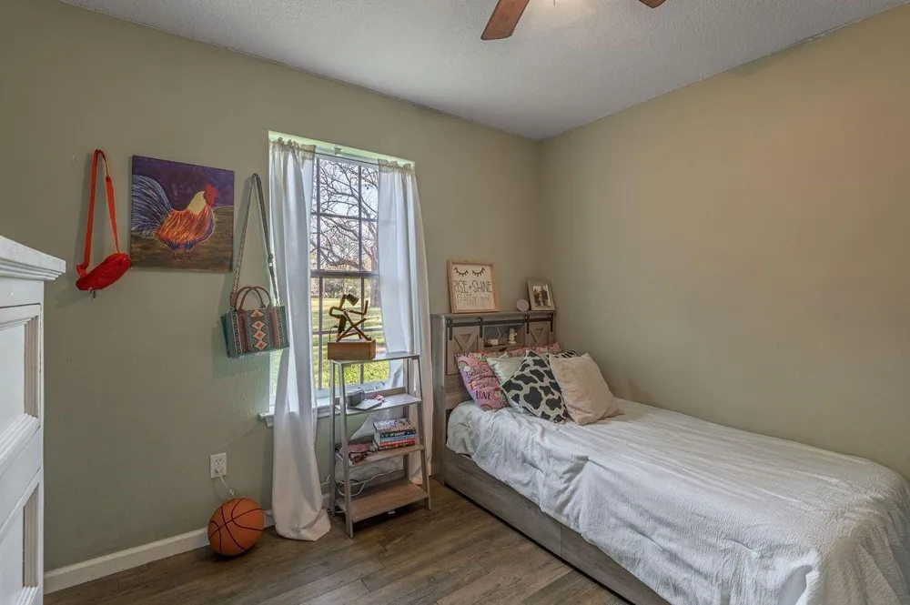 2203 Shannon Drive Huntsville, TX 77320