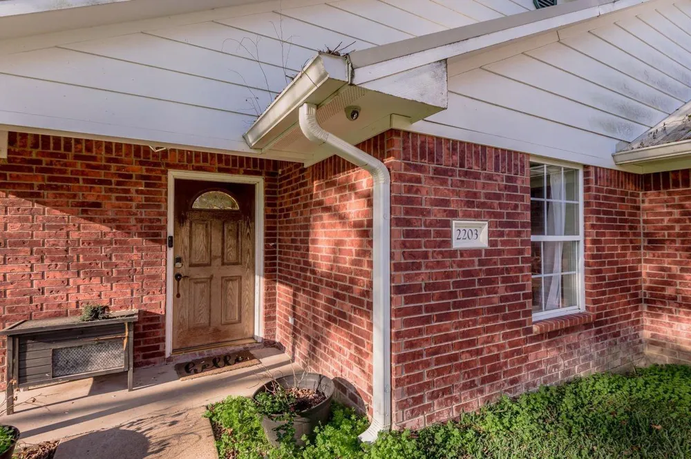 2203 Shannon Drive Huntsville, TX 77320