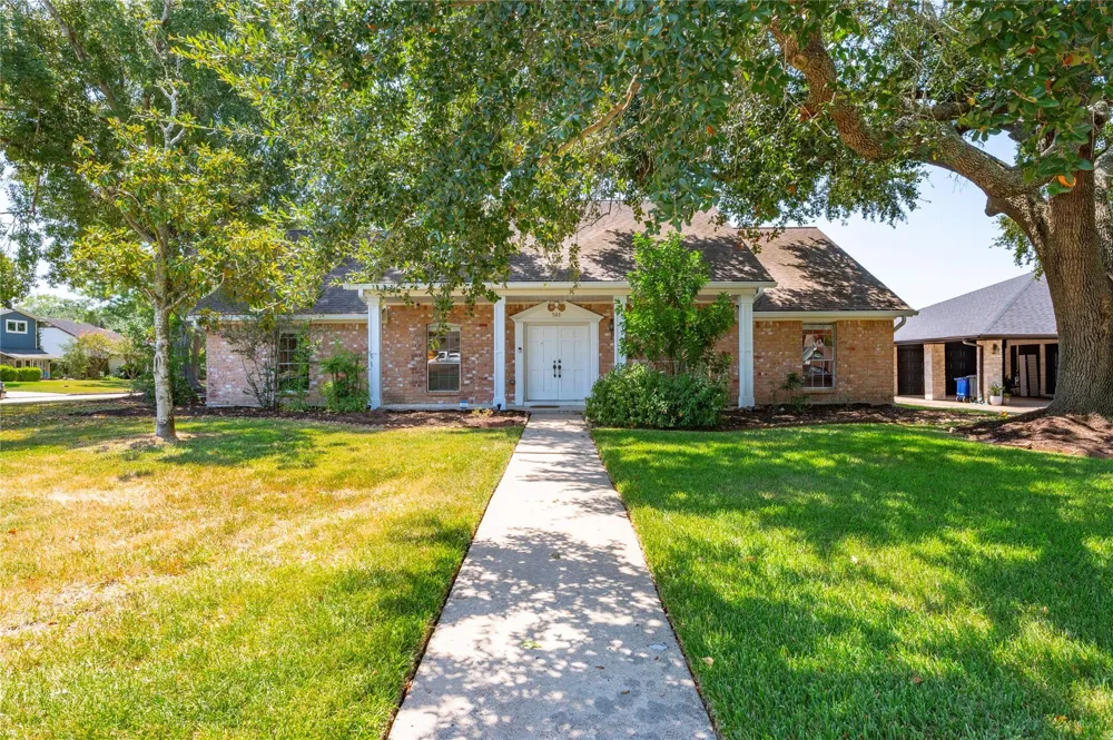 501 Audubon Street League City, TX 77573