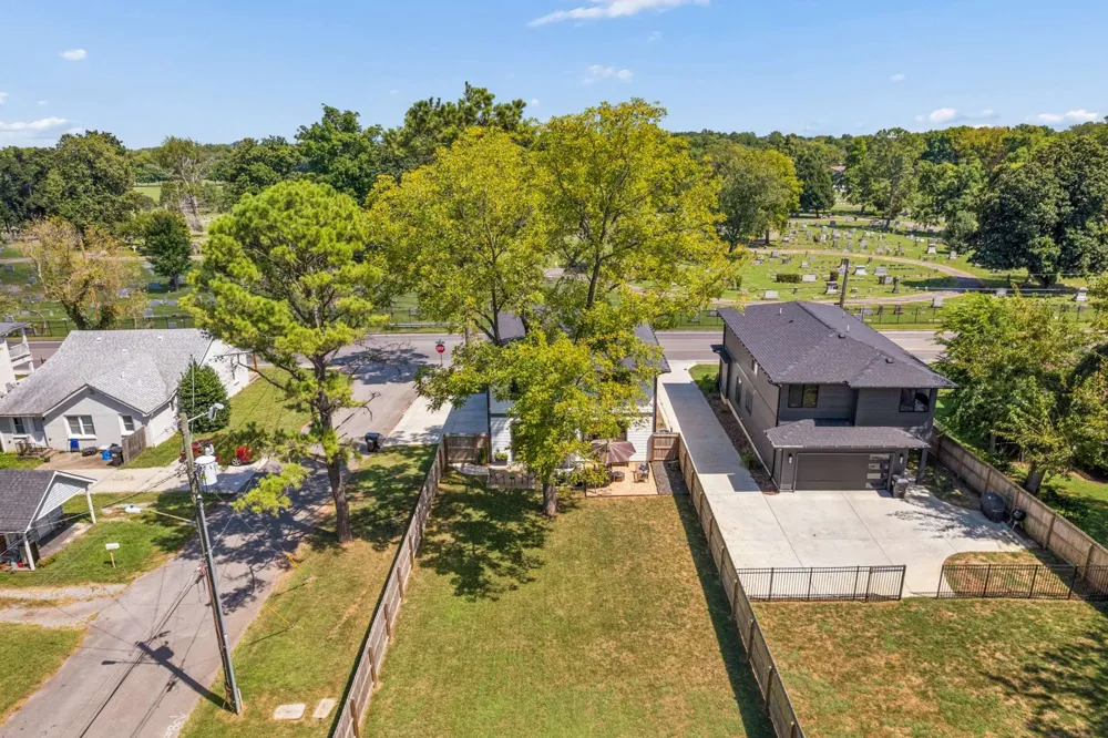 725 N Highland Ave Murfreesboro, TN 37130