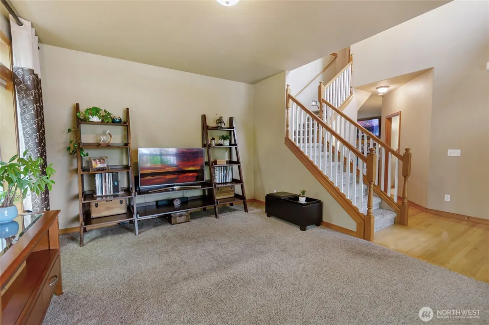 11821 184th Street E Puyallup, WA 98374