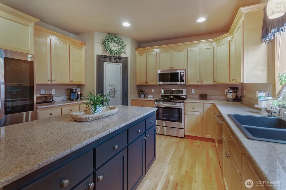 11821 184th Street E Puyallup, WA 98374