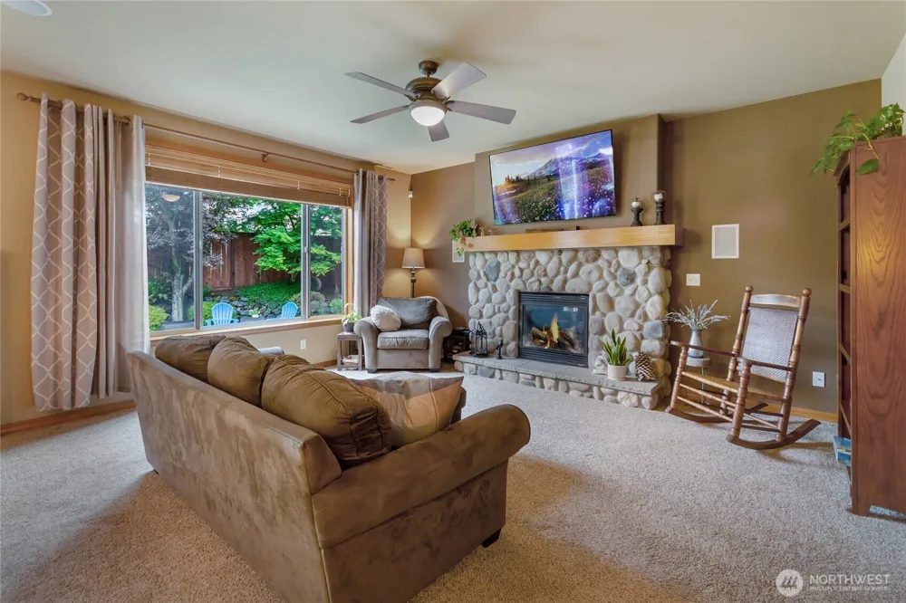 11821 184th Street E Puyallup, WA 98374