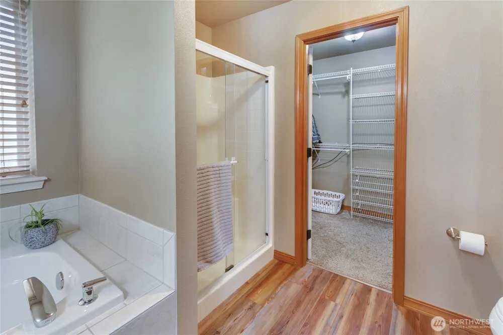 11821 184th Street E Puyallup, WA 98374