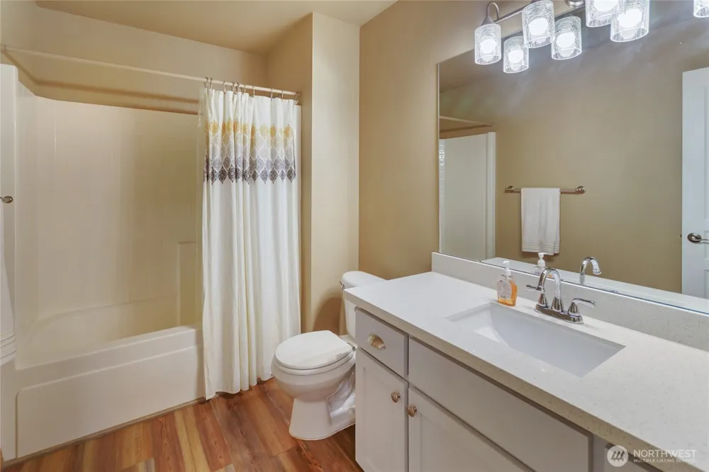 11821 184th Street E Puyallup, WA 98374