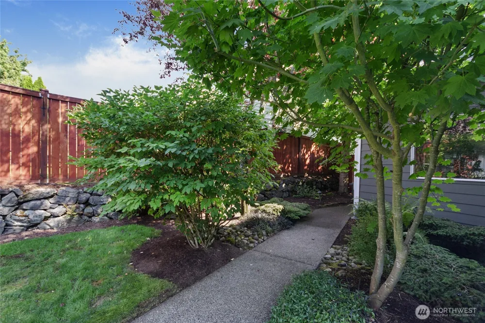 11821 184th Street E Puyallup, WA 98374