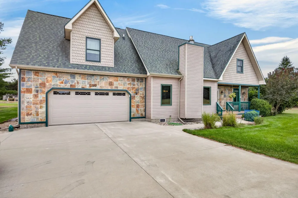 7700 Red Fox Road #39 Morton Township, MI 49346