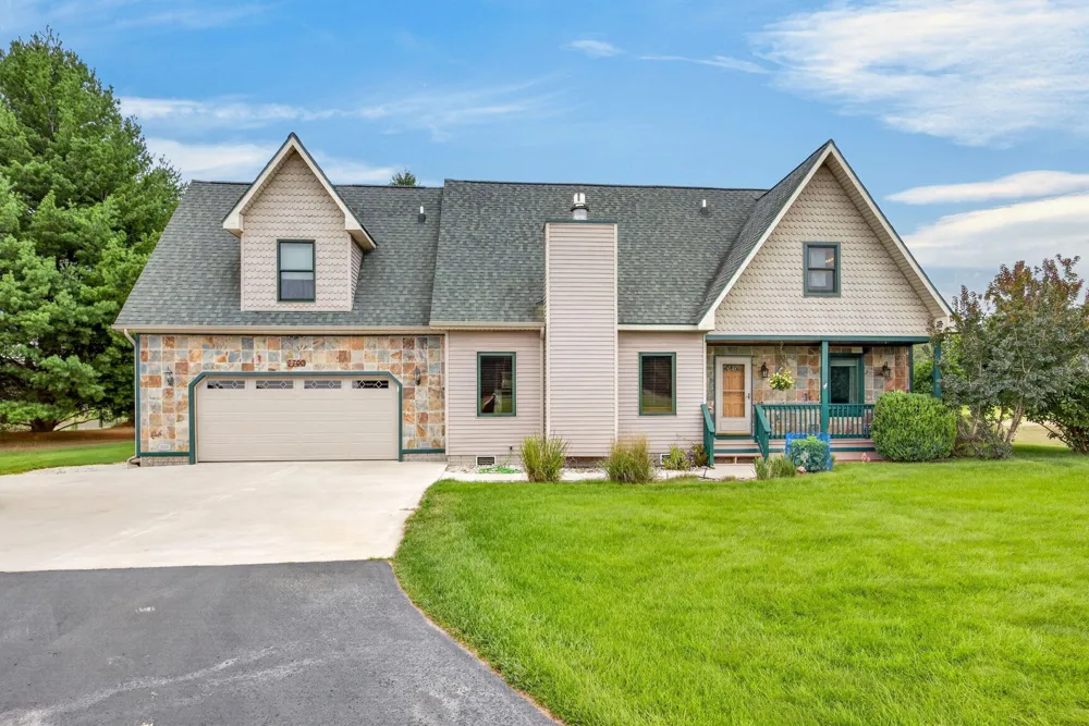 7700 Red Fox Road #39 Morton Township, MI 49346