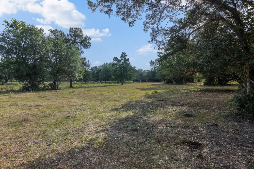 444 Nassau Road Round Top, TX 78954