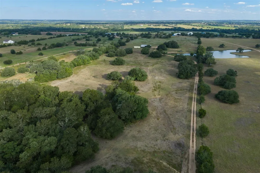 444 Nassau Road Round Top, TX 78954