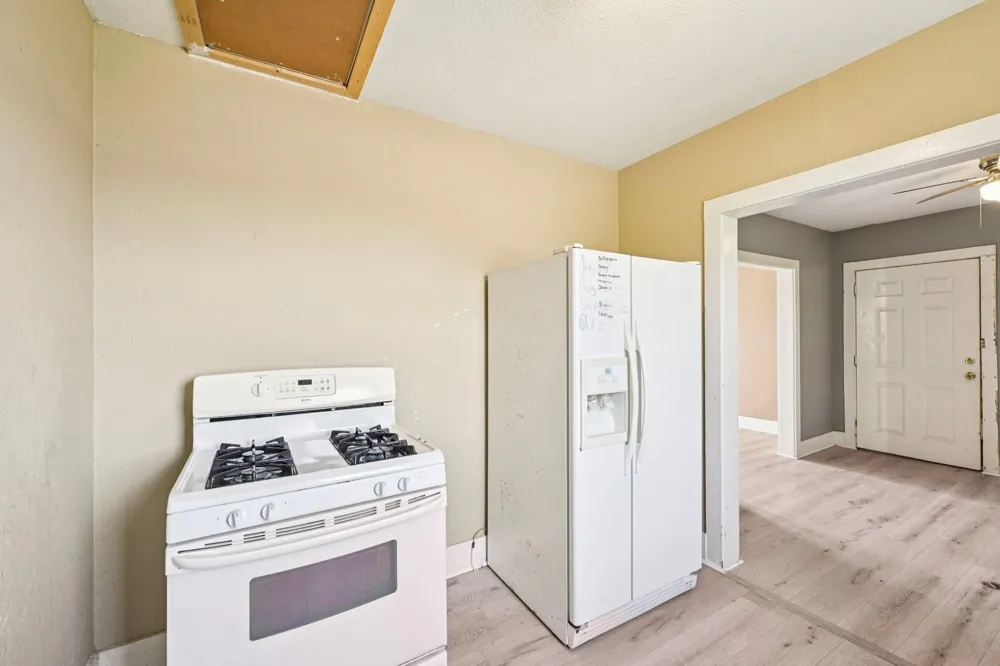 5224 Bernardo De-Galvez Unit B Galveston, TX 77551